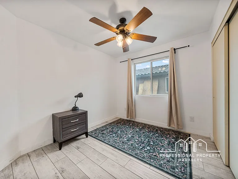 3649 S Benson Ave — Photo 11