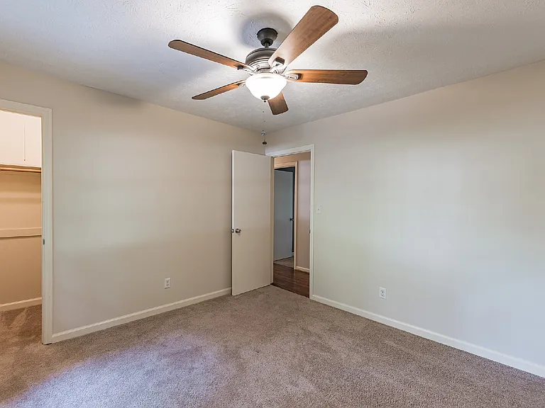 4472 Old Mabry Pl NE — Photo 15