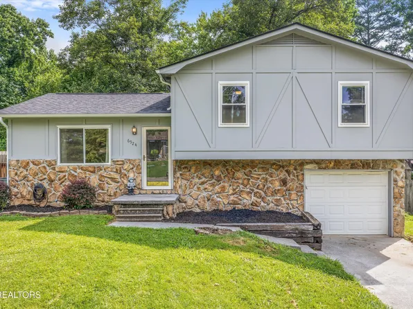 6524 Red Ashe Ln, Knoxville, TN 37918