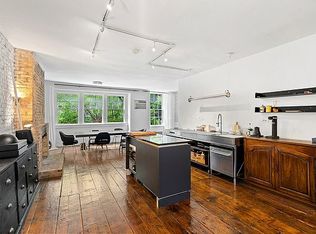 225 E 21st St STE 2, New York, NY 10010