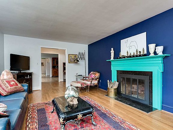 5th image of 107 Greenbriar Rd