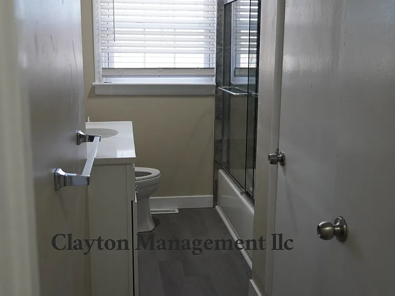 2120 S Waterside Dr — Photo 16