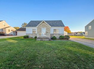 244 Harvey St, Struthers, OH 44471