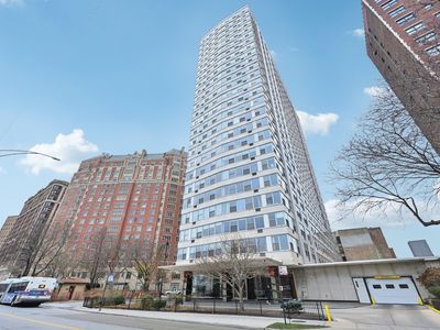 3900 N Lake Shore Dr APT 5J, Chicago, IL, 60613