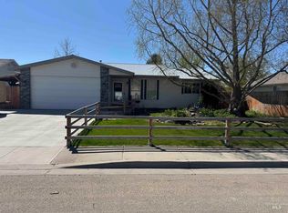 110 10th Ave N, Payette, ID 83661