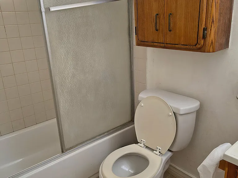 878 1/2 Silver Fir Rd — Photo 3