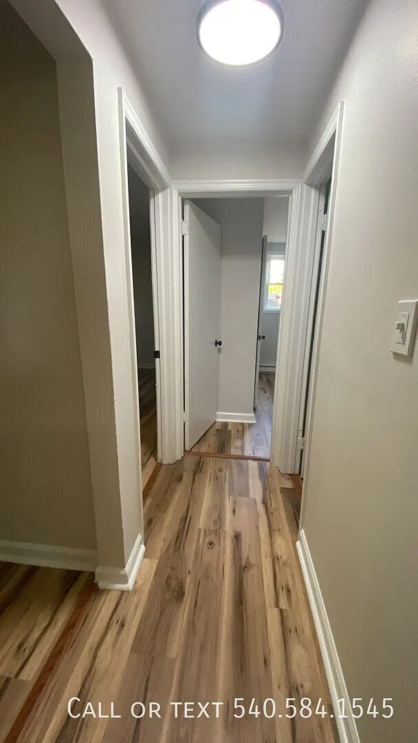 Newly Upgraded Duplex in a Prime Roanoke Location Near Vinton! — Photo 4