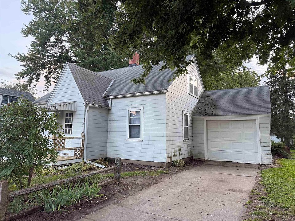 1st image of 103 Oak St