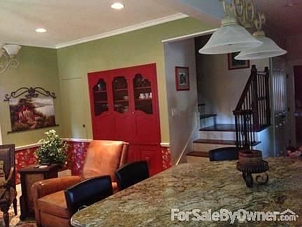 Dining Area currently sitting