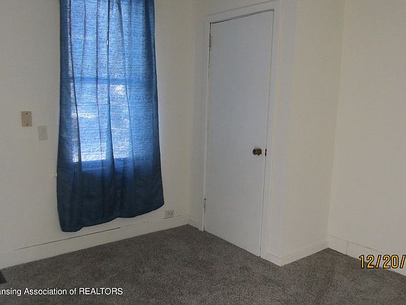3rd image of 214 N Cochran Ave