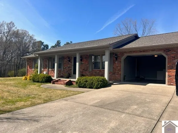 200 Circle Dr, Benton, KY 42025