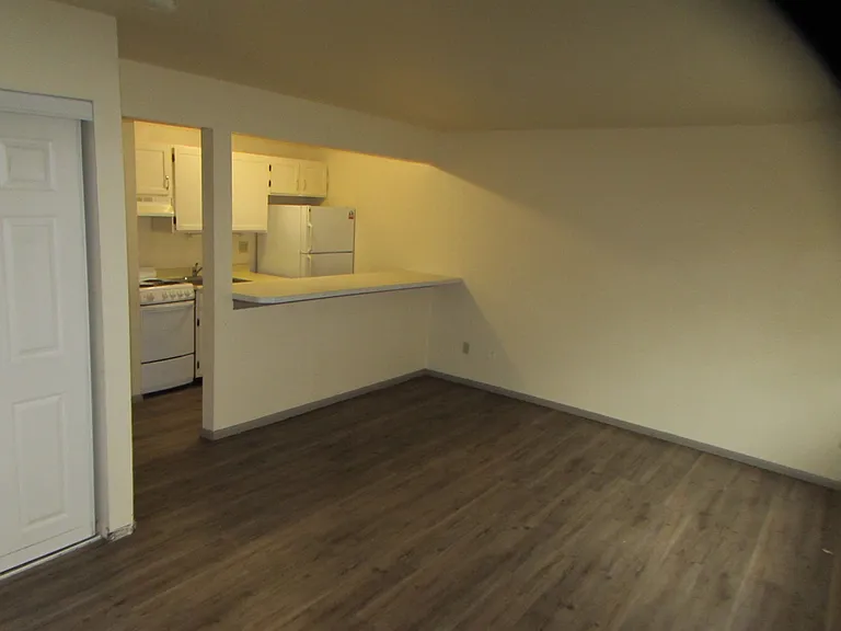 130 N Hancock St — Photo 21