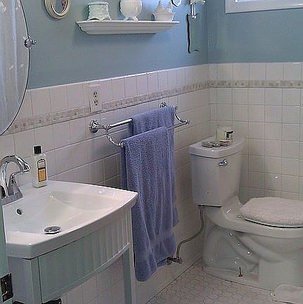 Renovated Full Basement Bath