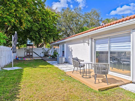 5th image of 12748 NW 15th St