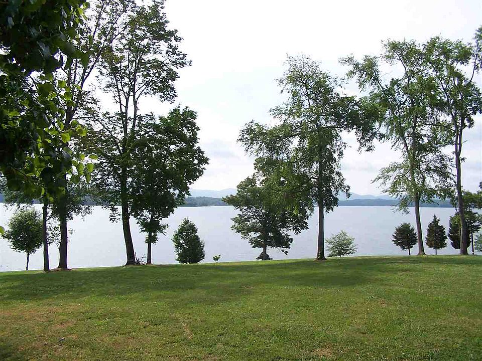 305 Scenic Shores Way, Dandridge, TN 37725 Zillow