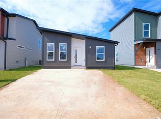 671 Saint Charles Pl, Centerton, AR 72719