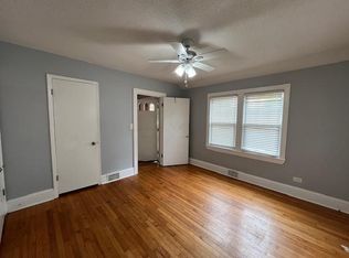 2318 W Cornwallis Dr, Greensboro, NC 27408