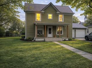 511 N Main St, Corder, MO 64021