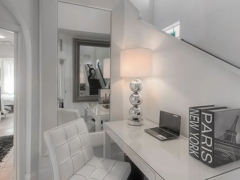 Resort Ln — Photo 19