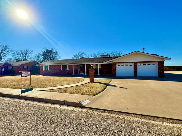 1218 Date St, Hart, TX 79043