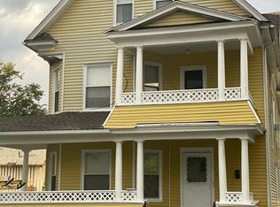 92 Alden St, Springfield, MA 01109