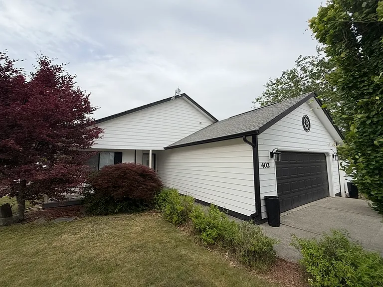 402 E Valleyview Ave — Photo 1