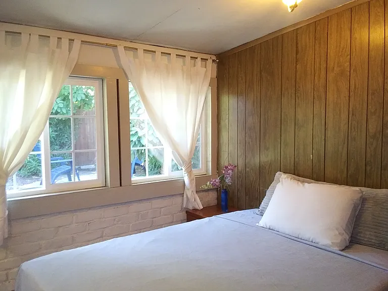 887 Lakewood Dr — Photo 14