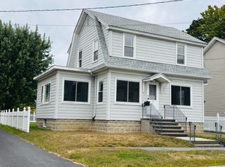 15 Rudman Rd, Portland, ME 04102