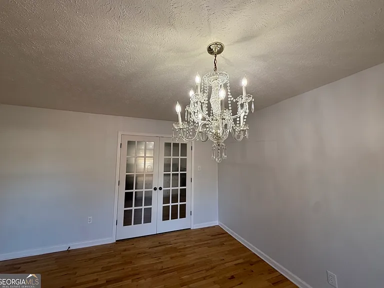 1612 Knox St — Photo 16