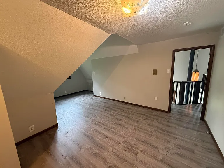 4284 State Road J — Photo 38