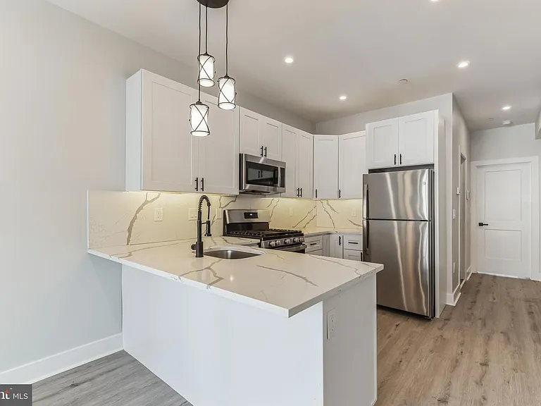 New Construction Breweytown Apartments — Photo 1