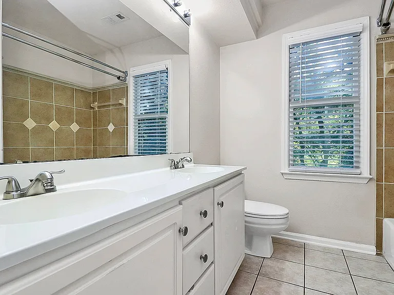 500 River Oaks Ln — Photo 21