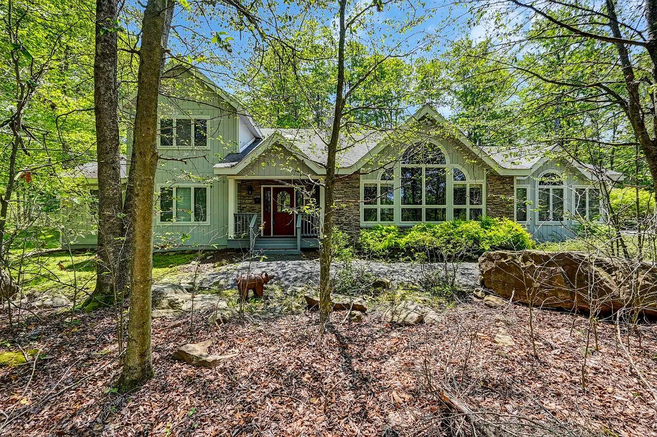 105 Cumberland Rd photo 1