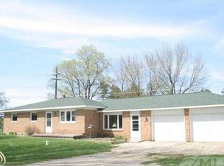 248 Plum Creek Rd, Lapeer, MI 48446