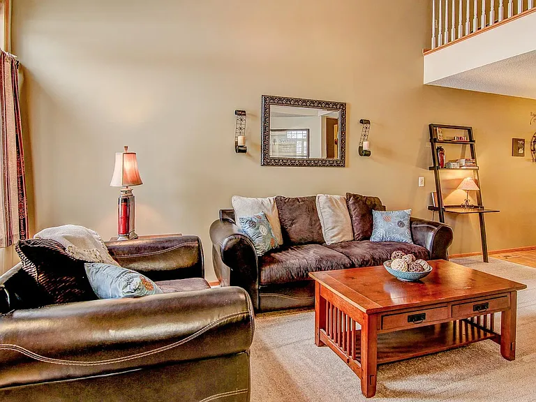 2353 Oakridge Cir — Photo 5