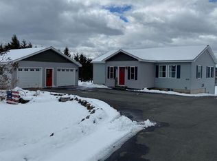 634 Hudson Rd, Glenburn, ME 04401