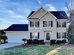 1408 E Stone Arch Dr, Fuquay Varina, NC 27526