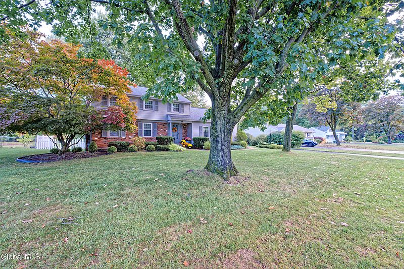 5th image of 25 Lorwood Drive