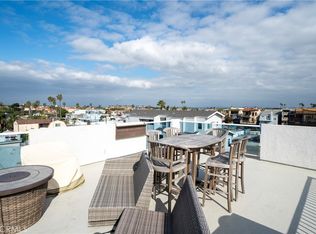 16775 15th St #B, Sunset Beach, CA 90742