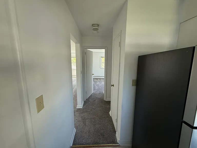 10 S Henry St #3 — Photo 8