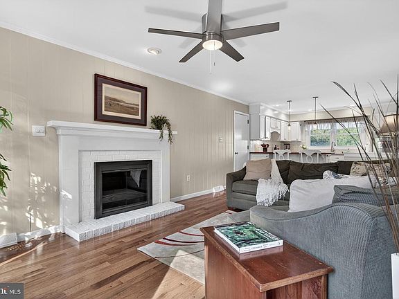 5th image of 313 Faulkner Dr