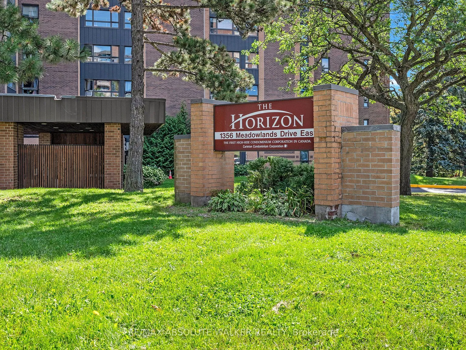 2 bed, $2,350 — Photo 2