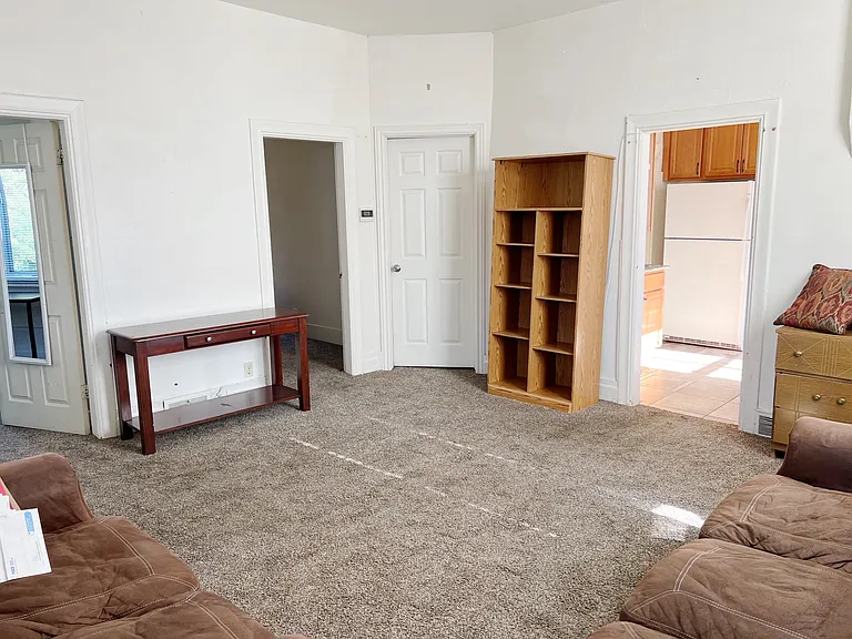 340 N 200 E — Photo 7