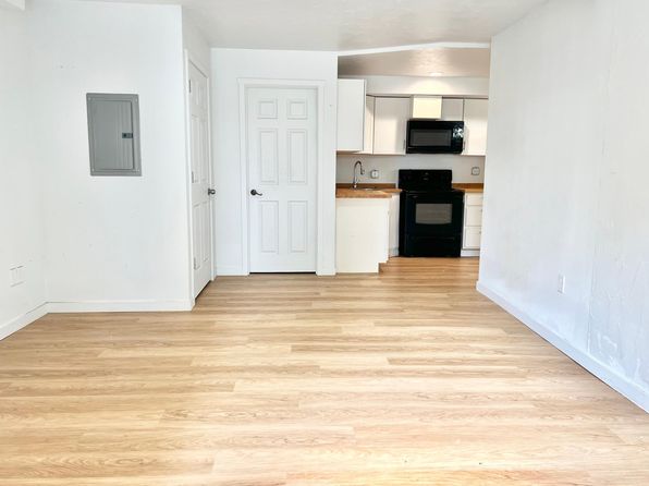 1504 Wine Country Rd