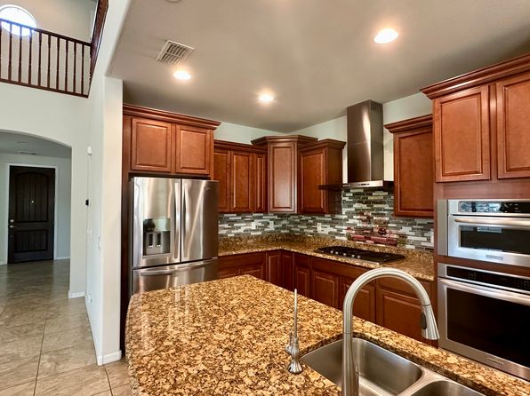 2342 W Desert Broom Pl