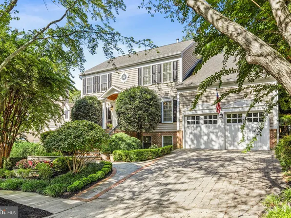 1263 Dartmouth Ct, Alexandria, VA 22314