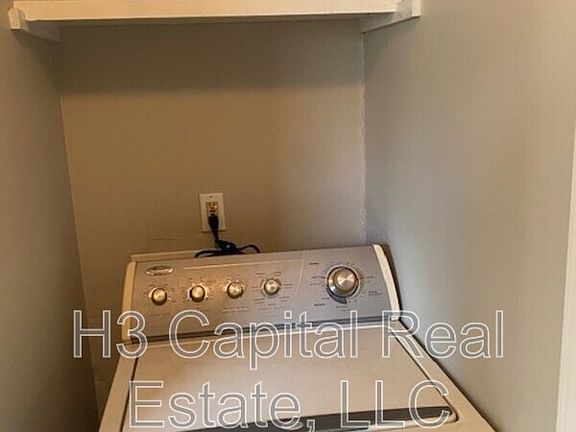4th image of 4071 Bruene Ave