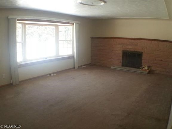 2nd image of 964 Birch Hill Dr