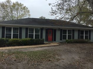 9 Concord Pl, Gulfport, MS 39507