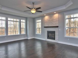306 Reagan Dr, East Stroudsburg, PA